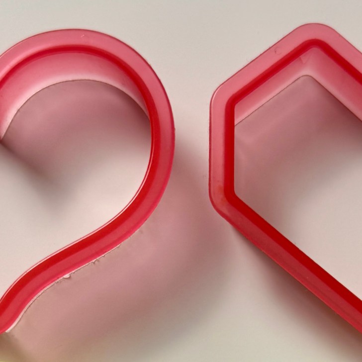 photo of heart cookie cutters 